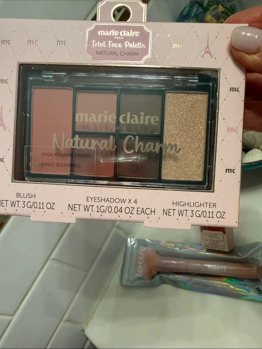 Marie Claire Natural Charm Palette & Lip Oil Bundle